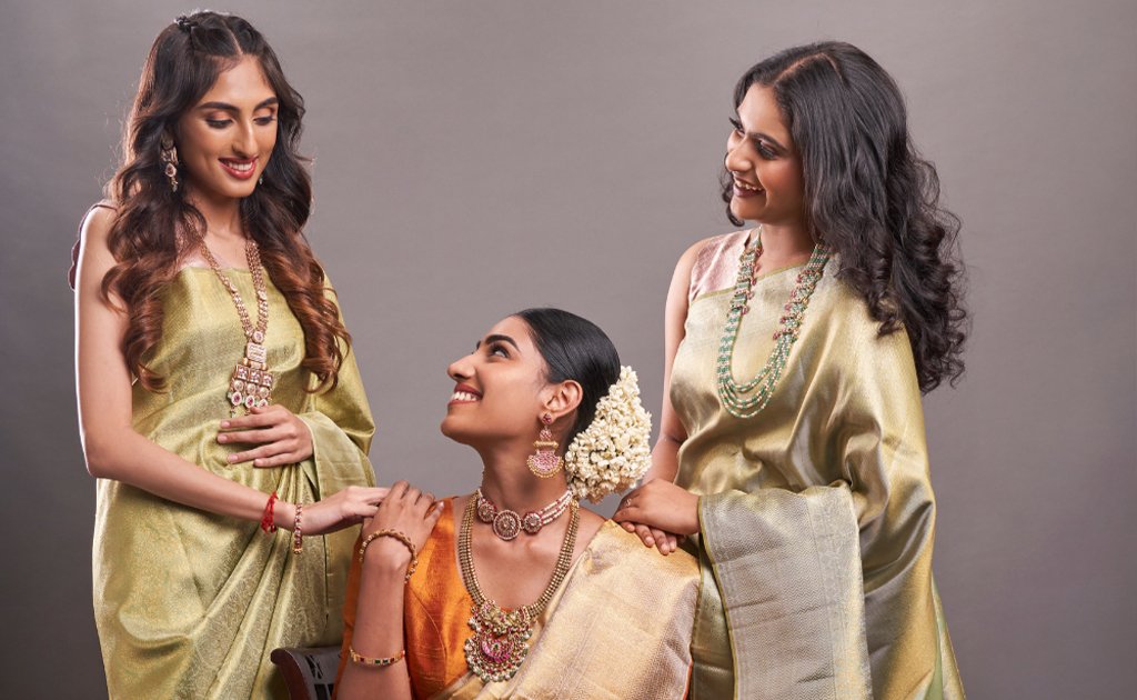 The Evolution of Makeup and Hairstyling: From Luxury to Necessity in Every Household